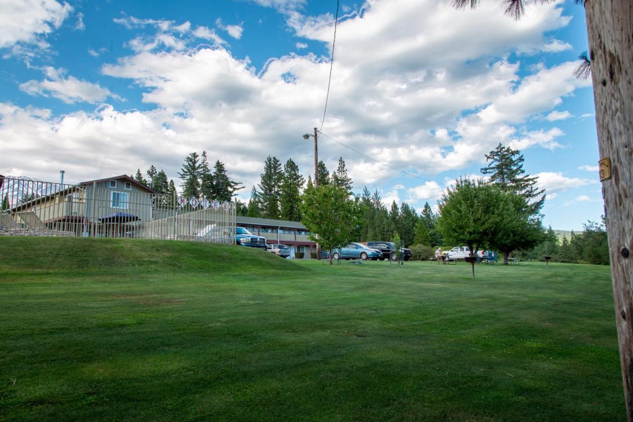 Swiss Holiday Lodge Mount Shasta Exterior foto