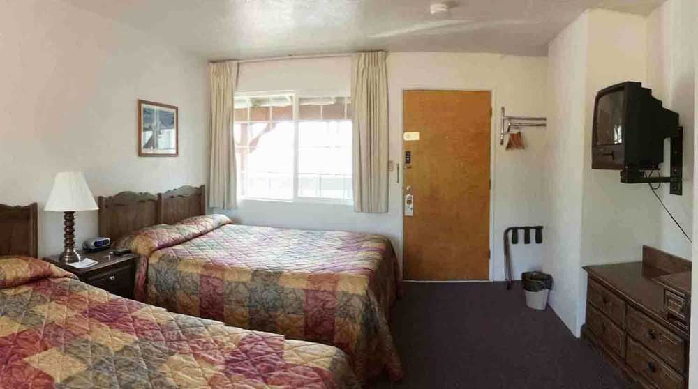 Swiss Holiday Lodge Mount Shasta Exterior foto